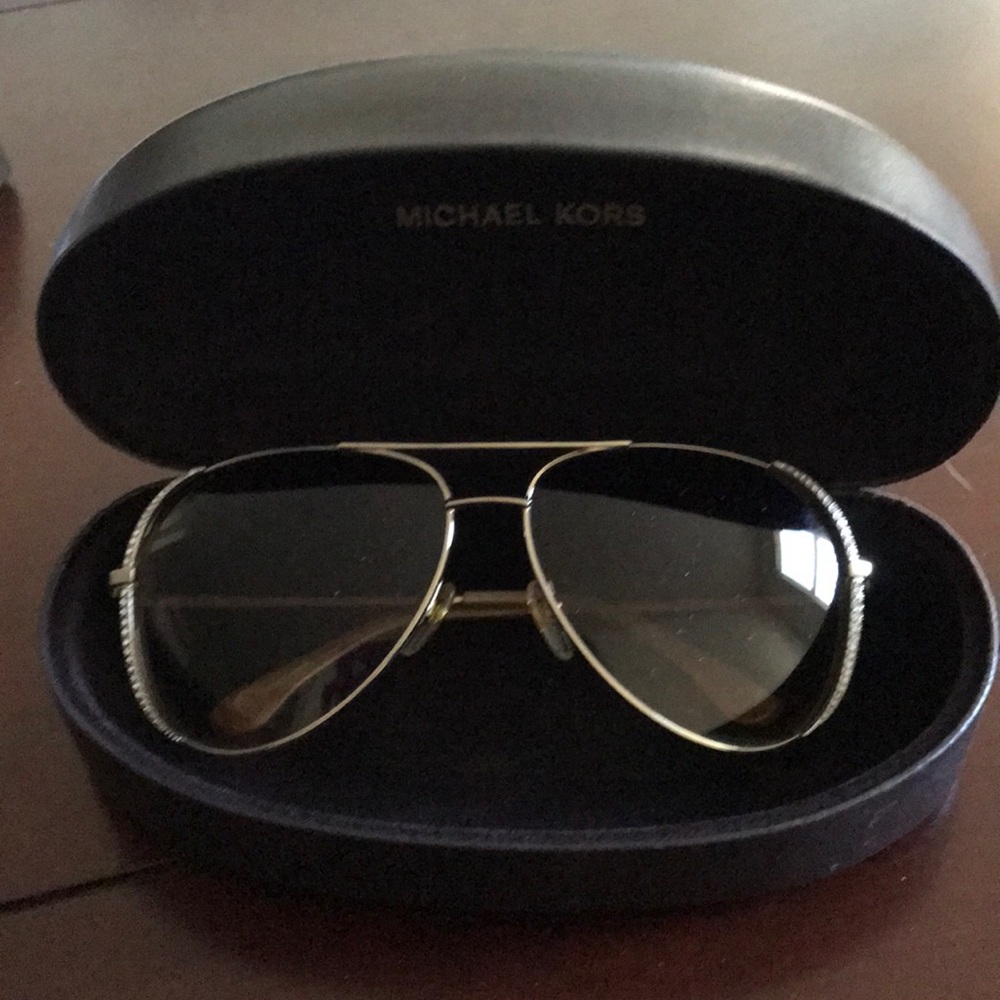 Micheal kors sunglasses